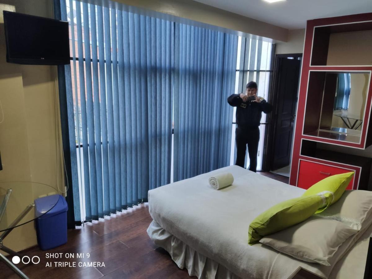 Отель Hostal Naval Ла-Пас Экстерьер фото